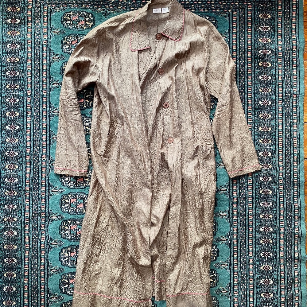 FORK brand champagne 100% silk jacket/robe size S